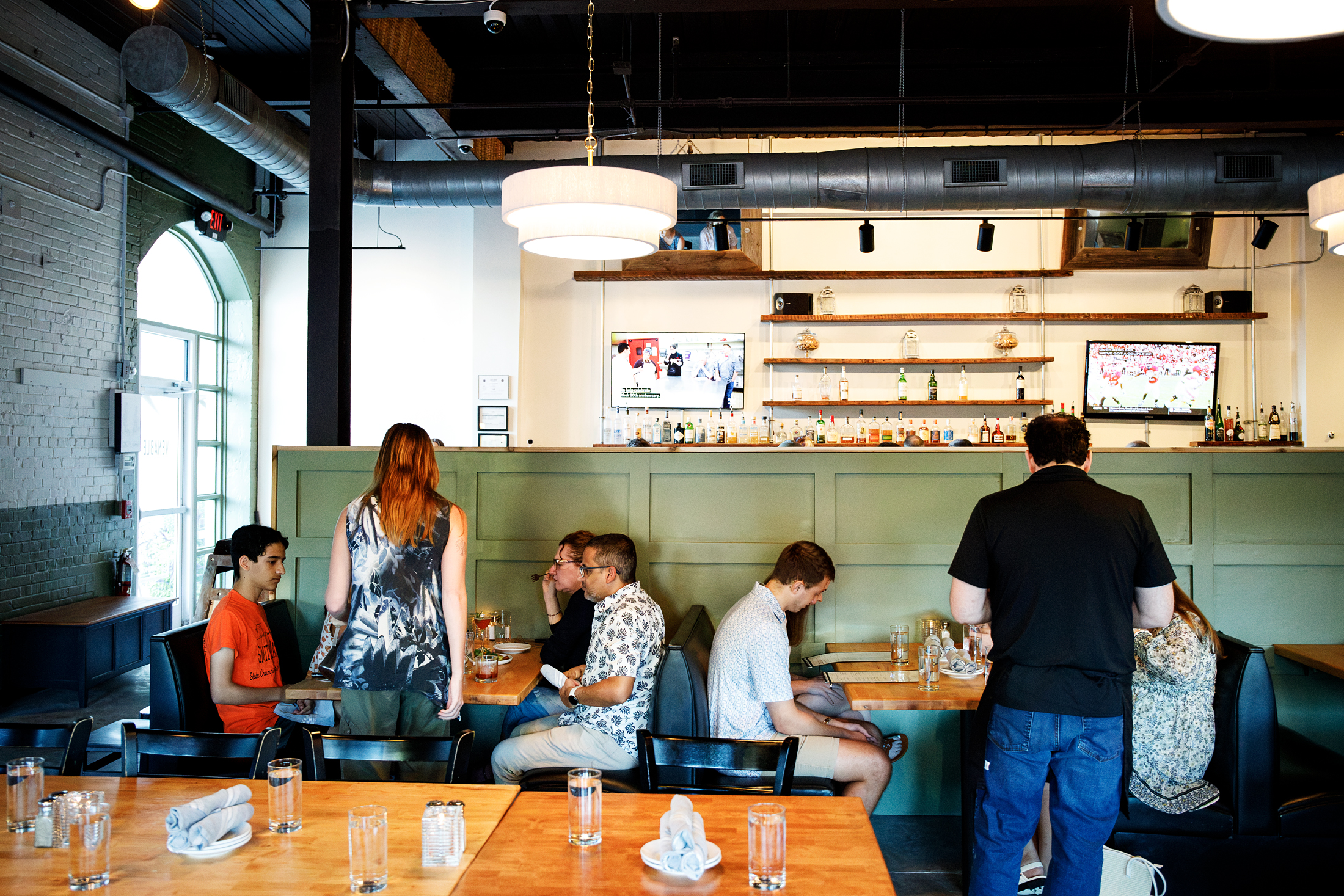 Venable Bistro’s Fresh Renovation Brings a Modern Look to Carr Mill Mall in Carrboro, NC